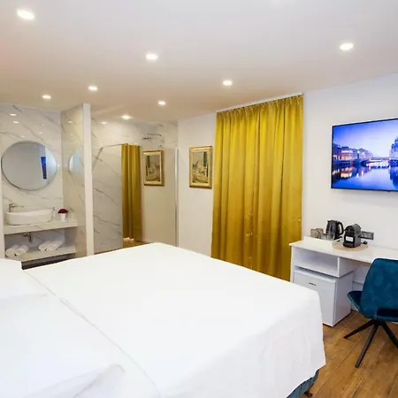 Gold Luxury Гостевой дом 4*