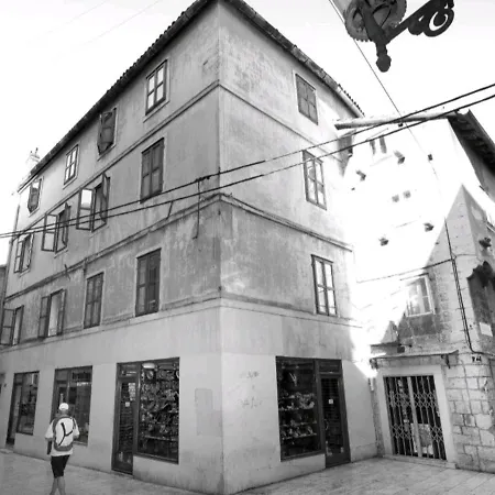 Gold Luxury Gæstehus 4*