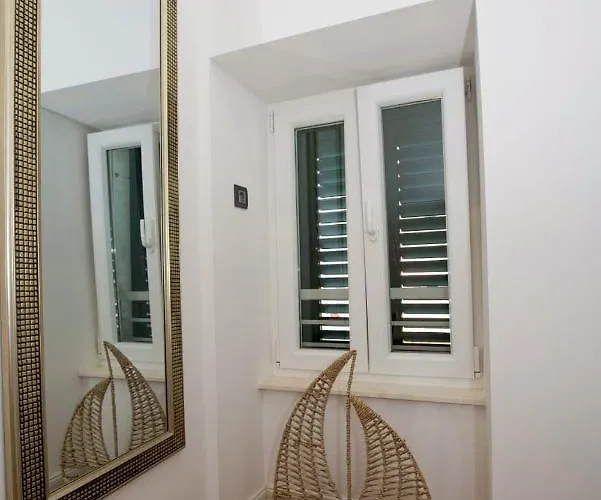 Gold Luxury Split
