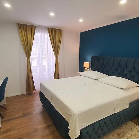 Guest house Gold Luxury Split