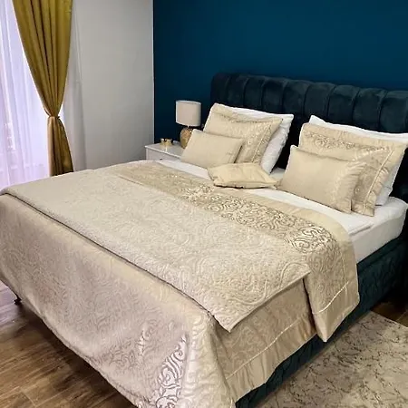 Guest house Gold Luxury Split