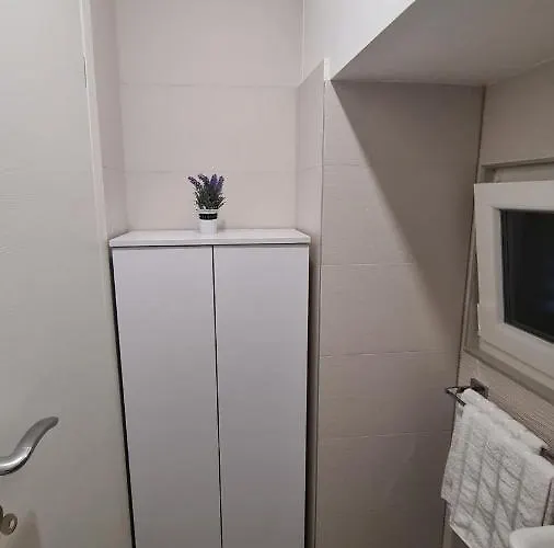 Gold Luxury Guest house